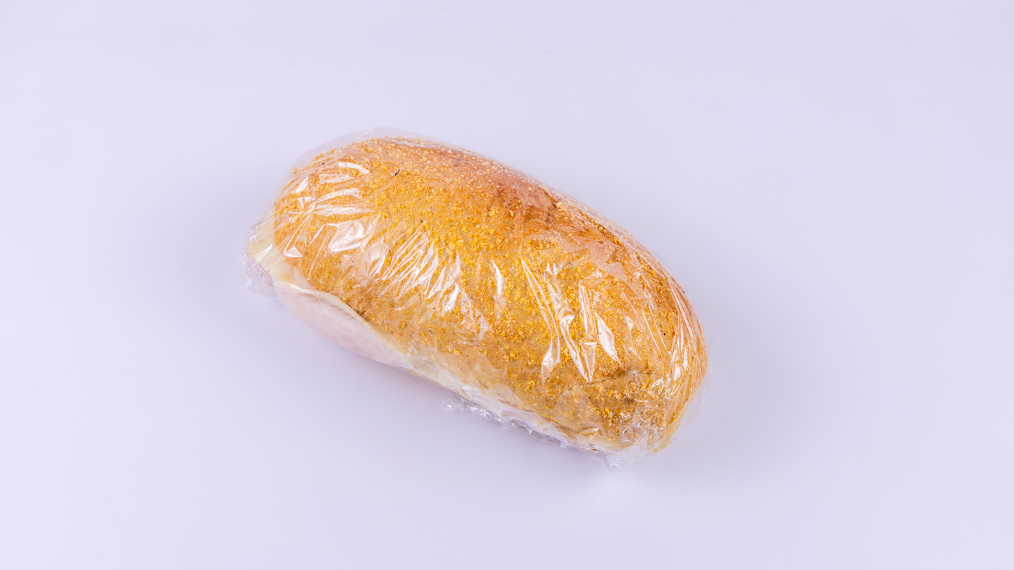 Kukuruzni baguette s pilećim prsima