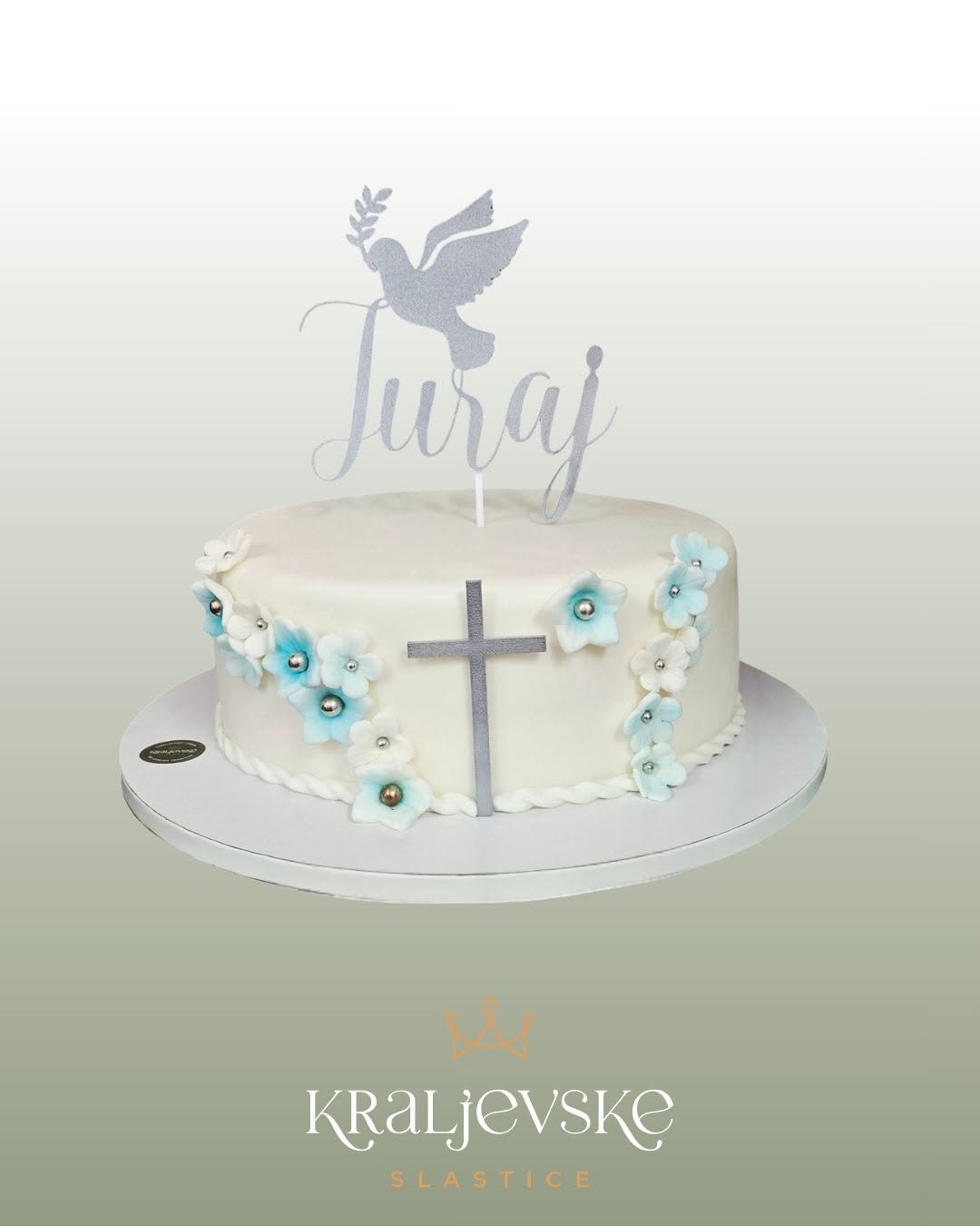 Torta s križem i golubicom